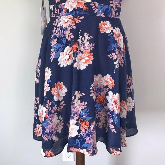 Ali & Jay Los Angeles Anthro Blue Floral Cutout Cold Shoulder Chiffon Mini Dress - Picture 4 of 16